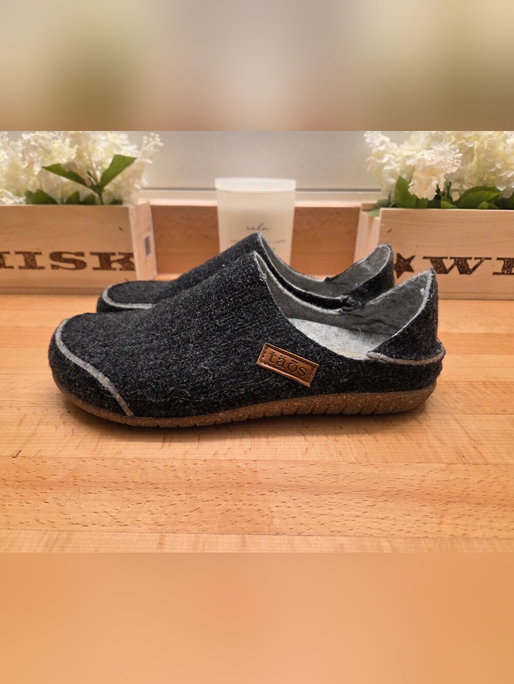 Taos Footwear Charcoal Wool Convertawool Convertible Clog Slippers  Womens Sz 41 - Picture 3 of 8